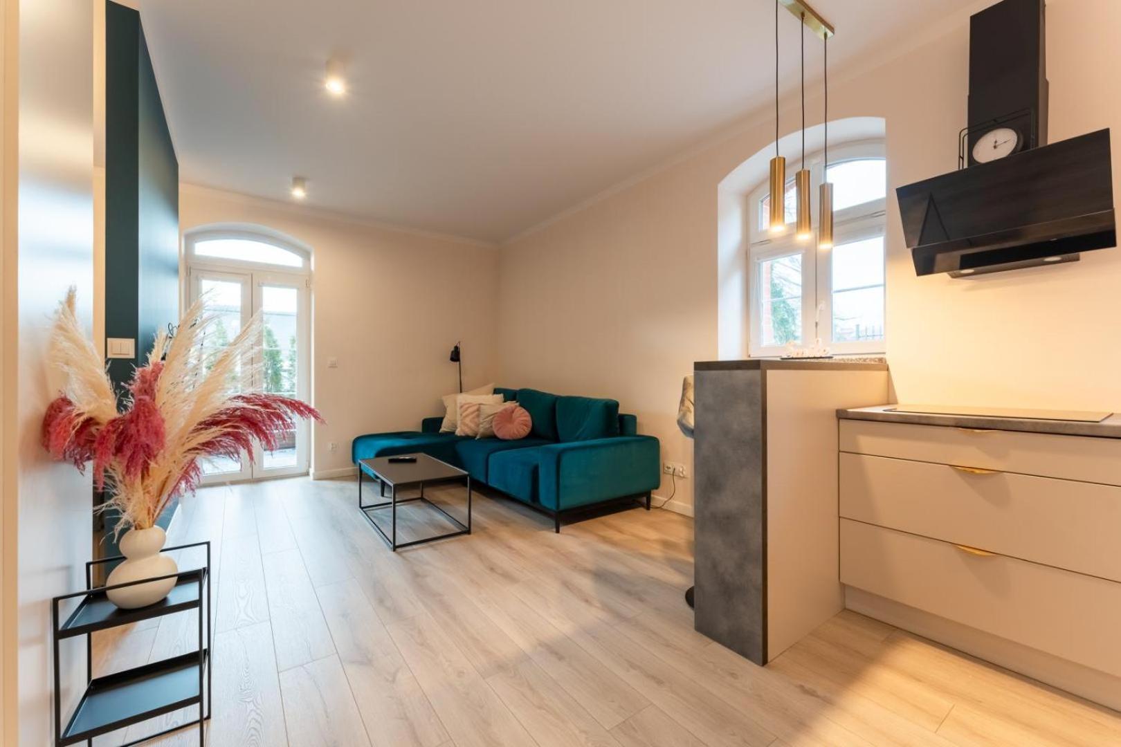 Apartament Smile - Z Prywatnym Monitorowanym Parkingiem By Spaceapart Jelenia Gora Exterior photo